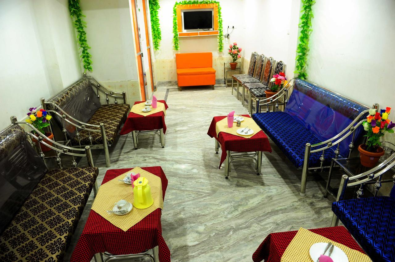 Jayanti Hotel 塔拉皮斯 外观 照片