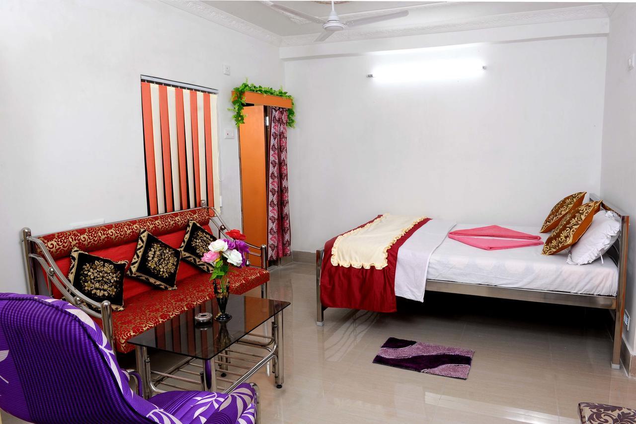 Jayanti Hotel 塔拉皮斯 外观 照片